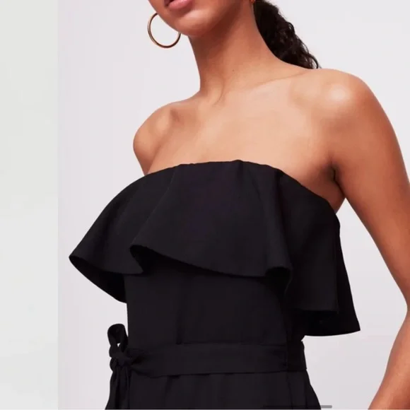 ARITZIA Babaton Black Flutter Jumpsuit Sz 8 Self Tie Belt Resort Party Pretty - Picture 3 of 16